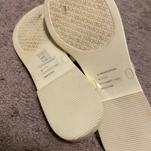 Mini Miller Flat Jelly Thong Ivory Size 8 - Picture 4 of 8